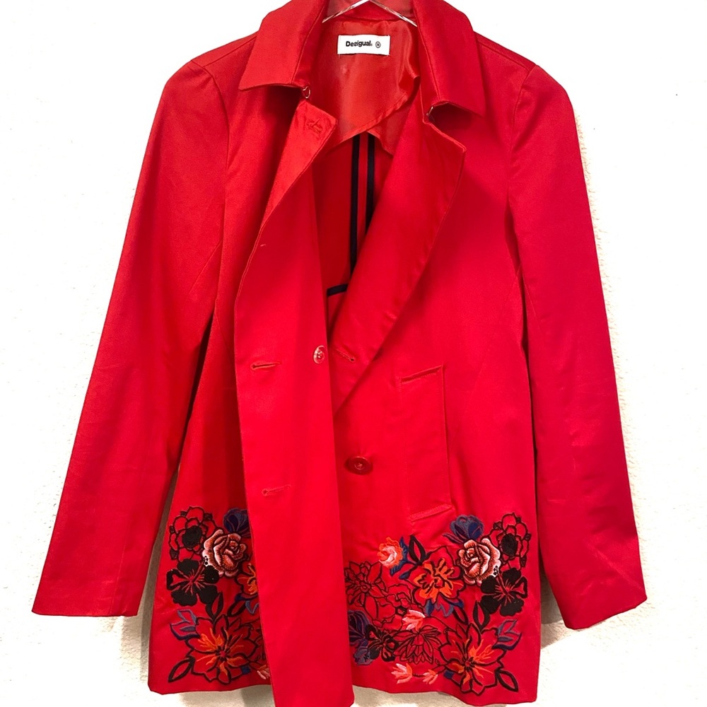 Desigual Embroidered Floral Red Trench Coat size 4